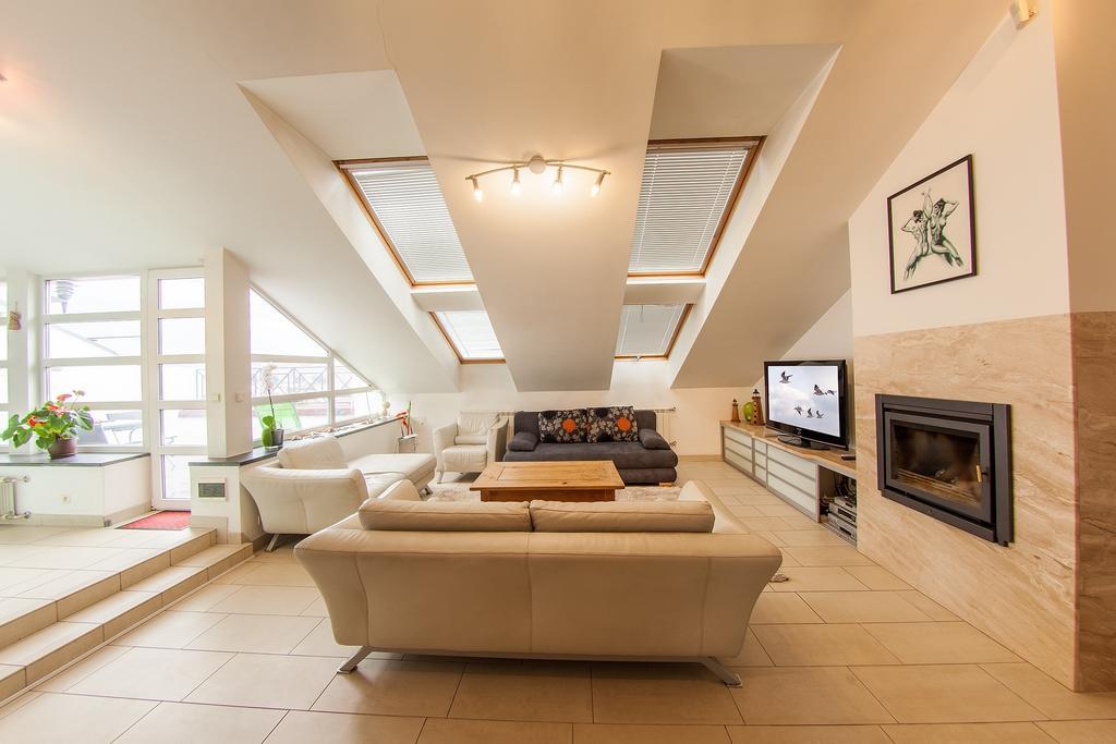 Mansard Apartment Antonovicha 4 Kiev Luaran gambar